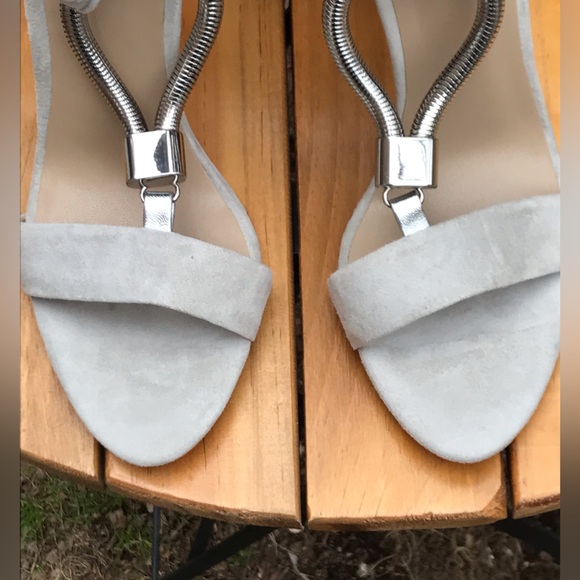 The Mode Collective☀️The Mink Sandal in gray - Picture 7 of 14